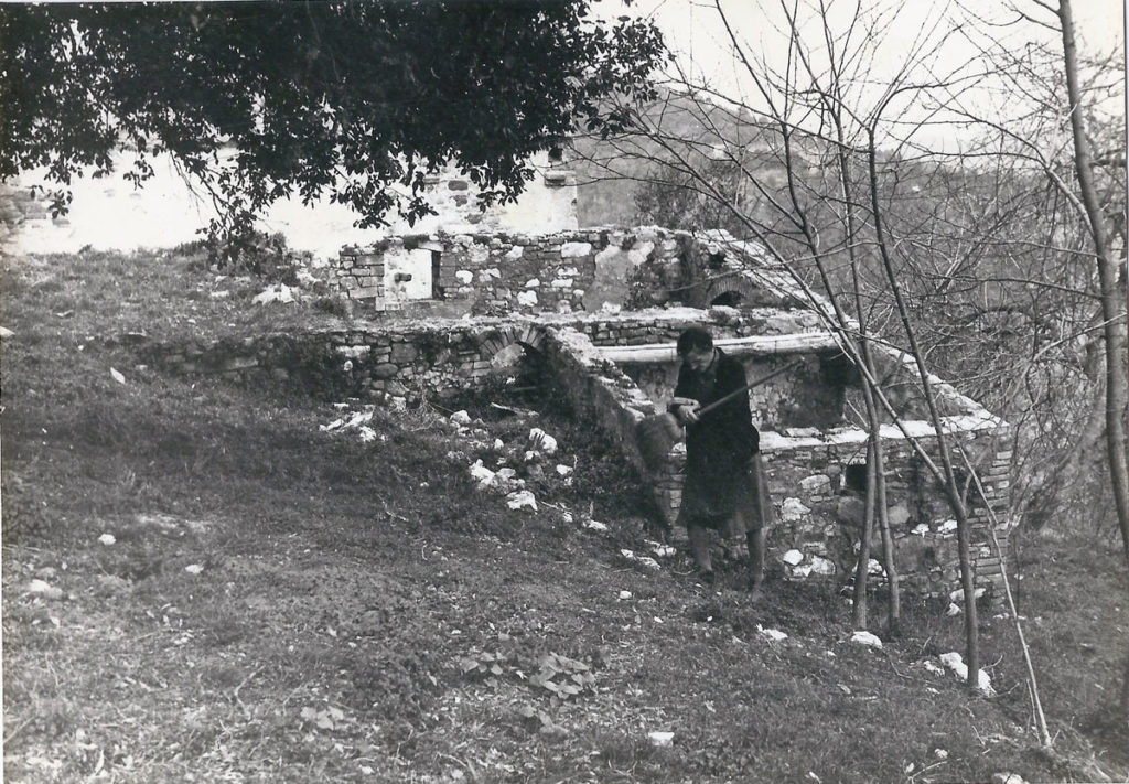 Historic photograph of Gello